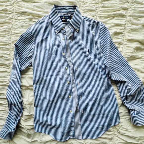 RALPH LAUREN BUTTON UP SHIRT. - Picture 3 of 3
